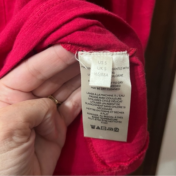 by Anthropologie Ruffle V Neck Long Sleeve Tee Blouse Small - Picture 10 of 11